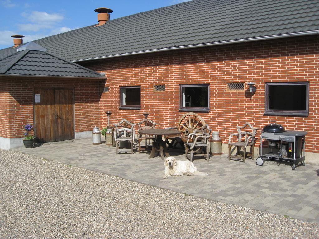 Den Gamle Kostald Bed & Breakfast Holsted Exterior photo